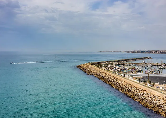 Апартаменти Goleta 30 *